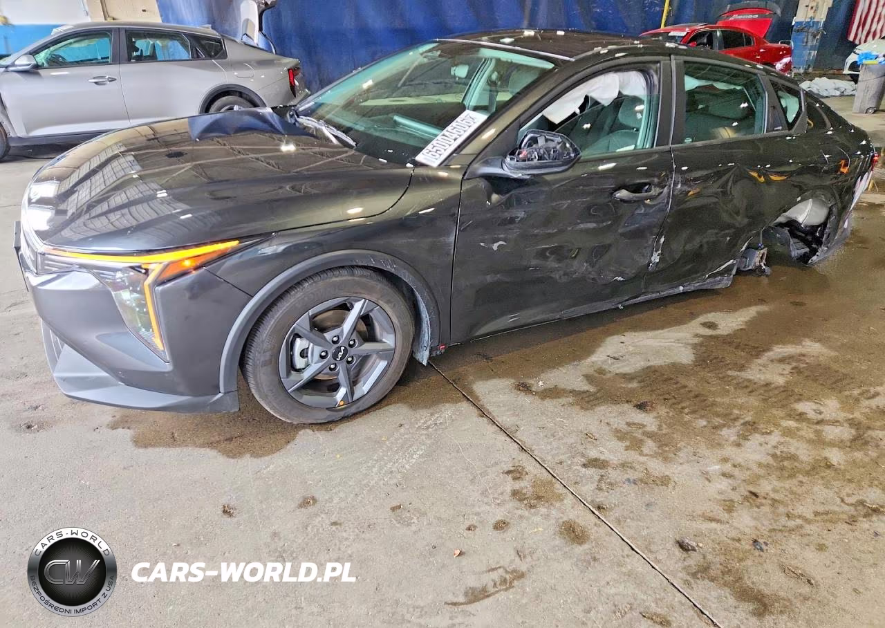 2026 Kia K4 Lxs VIN:3KPFT4DE5TE312566 - 1