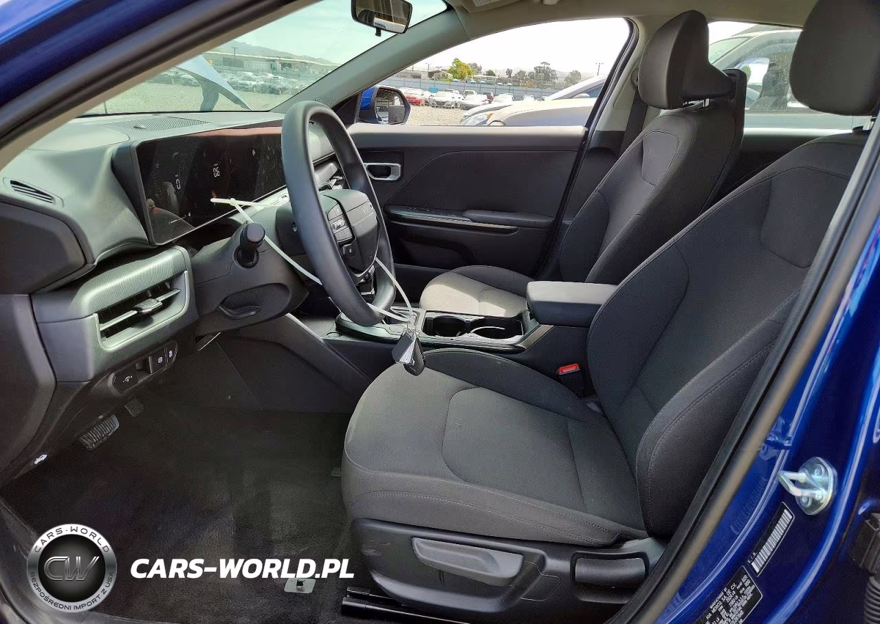 2026 Kia K4 Lxs VIN:3KPFT4DE9TE287848 - 7