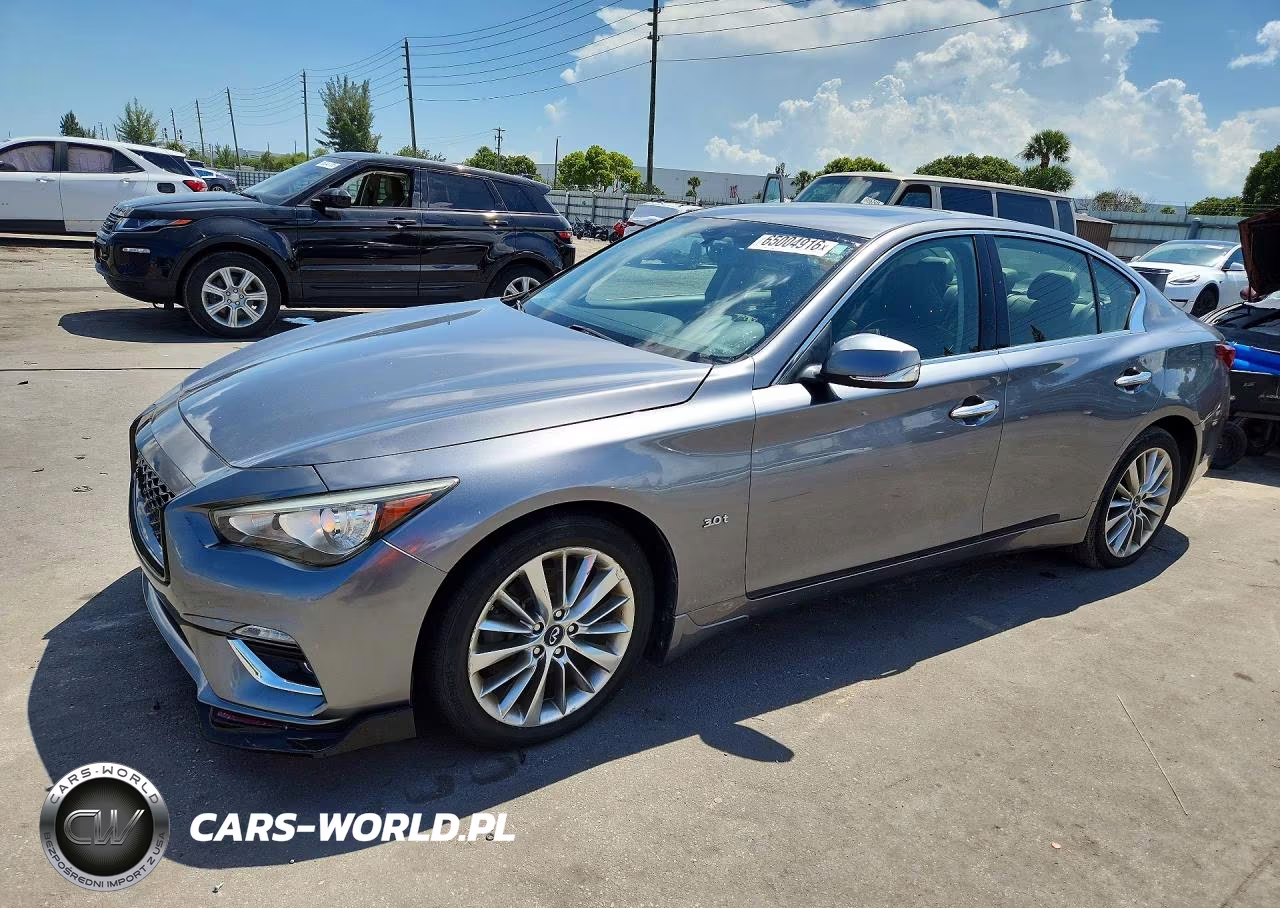 2018 Infiniti Q50 3.0T Luxe – zdjęcie 1 z 12