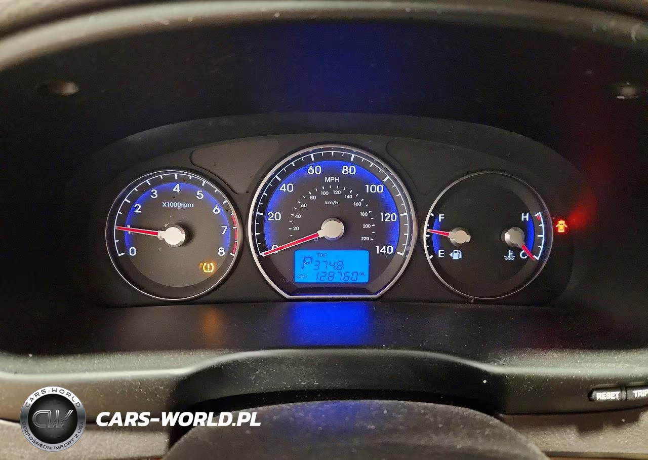 2010 Hyundai Santa Fe Gls VIN:5NMSGDAB8AH412891 - 9