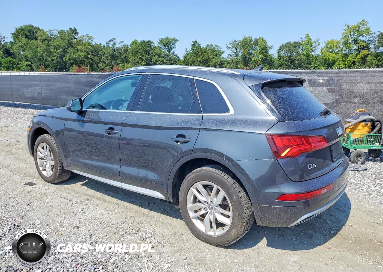 2020 Audi Q5 Premium VIN:WA1ANAFY5L2041221 - 2