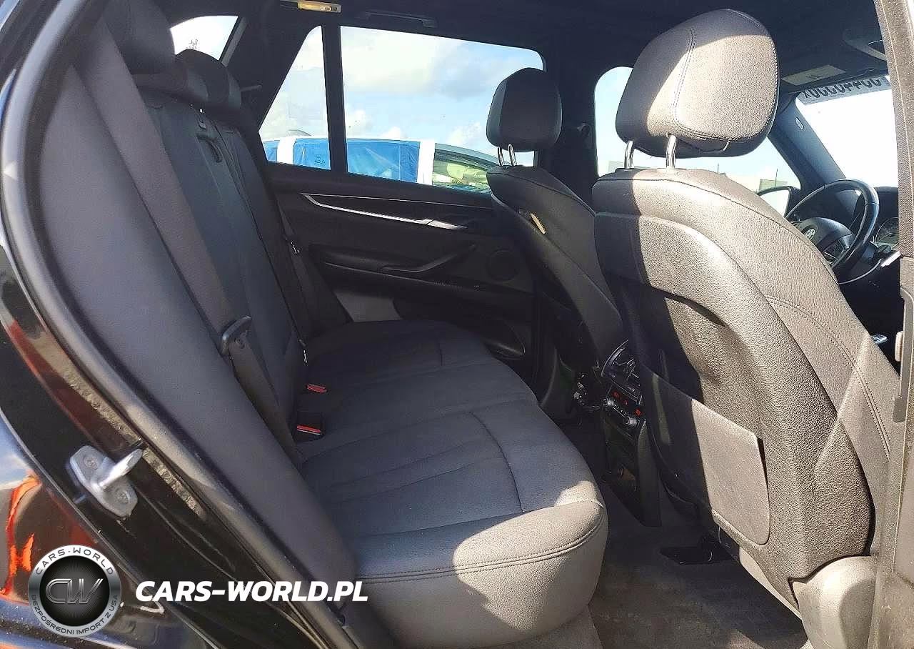 2018 BMW X5 xDrive35I VIN:5UXKR0C52J0X99477 - 11