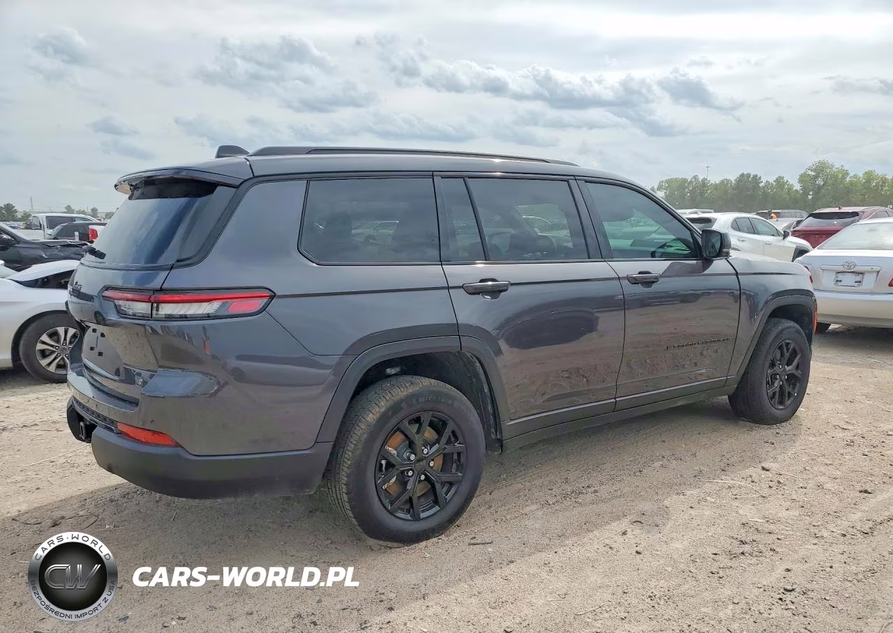 2024 Jeep Grand Cherokee L Laredo VIN:1C4RJJAG4R8626932 - 3