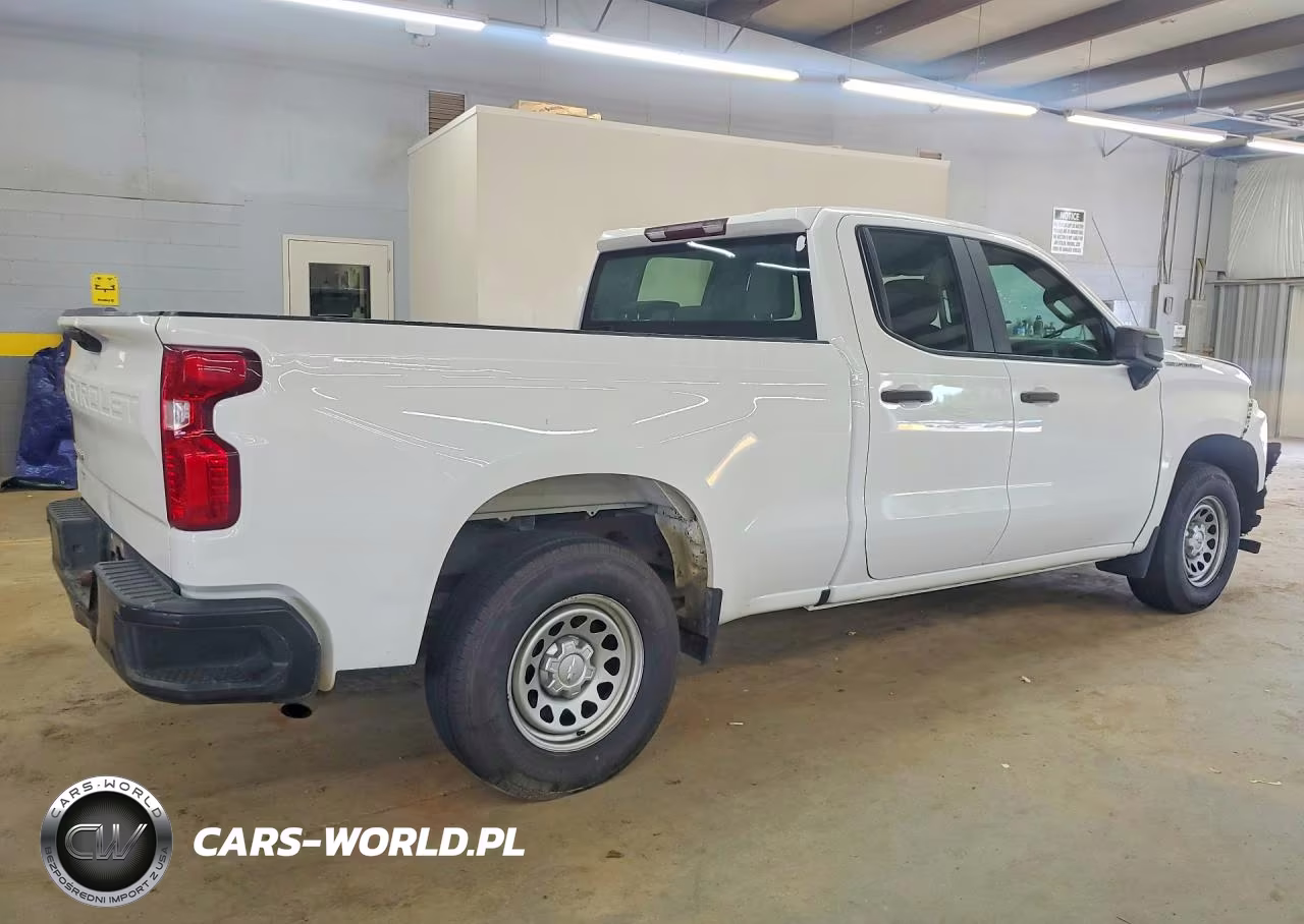 2020 Chevrolet Silverado C1500 VIN:1GCRWAEH3LZ201918 - 3