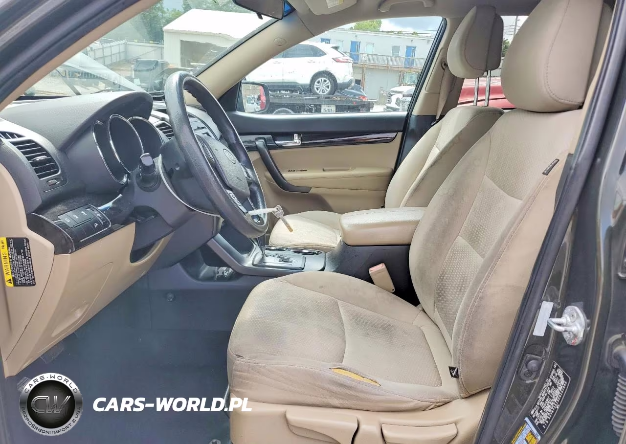 2012 Kia Sorento VIN:5XYKT3A19CG191845 - 7