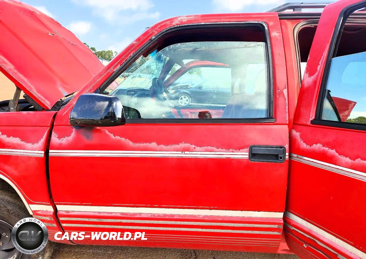 1994 Chevrolet Suburban C1500 VIN:1GNEC16KXRJ376277 - 7