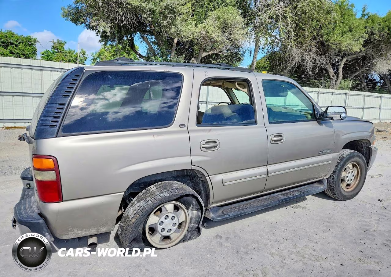 2001 Chevrolet Tahoe K1500 VIN:1GNEK13T81R200222 - 3