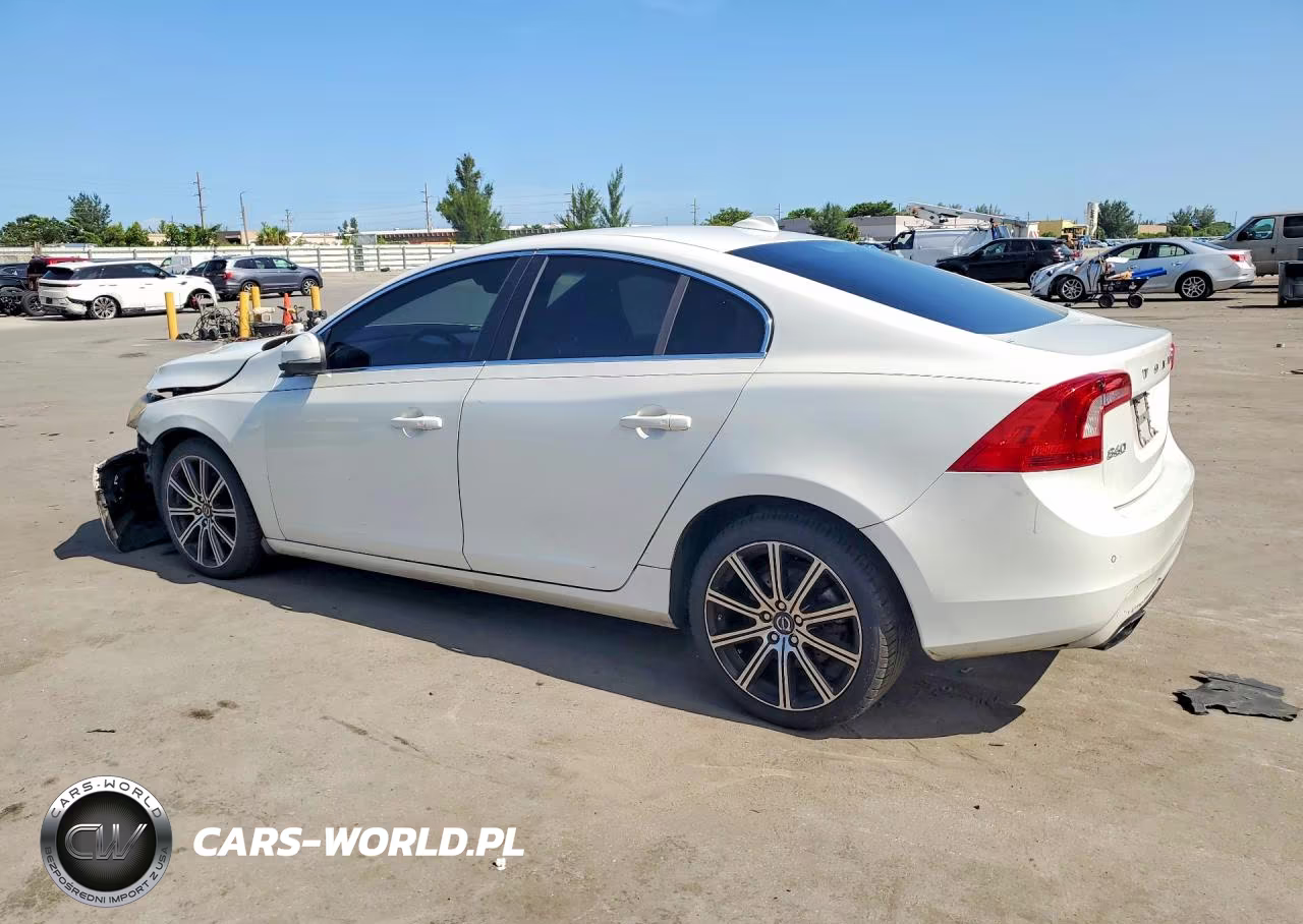 2015 Volvo S60 Premier VIN:YV149MFK7F1341223 - 2