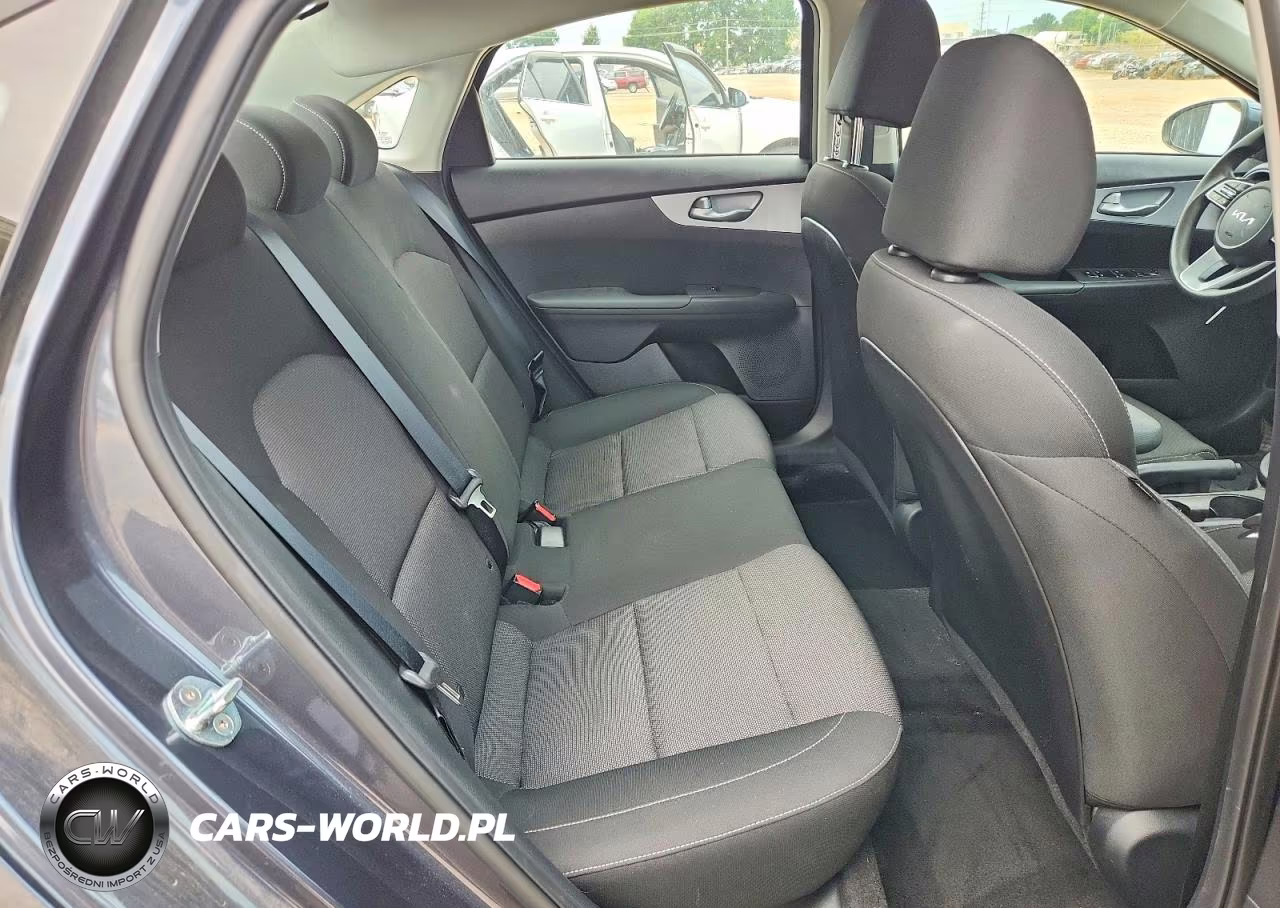 2023 Kia Forte Lx VIN:3KPF24AD7PE537558 - 10