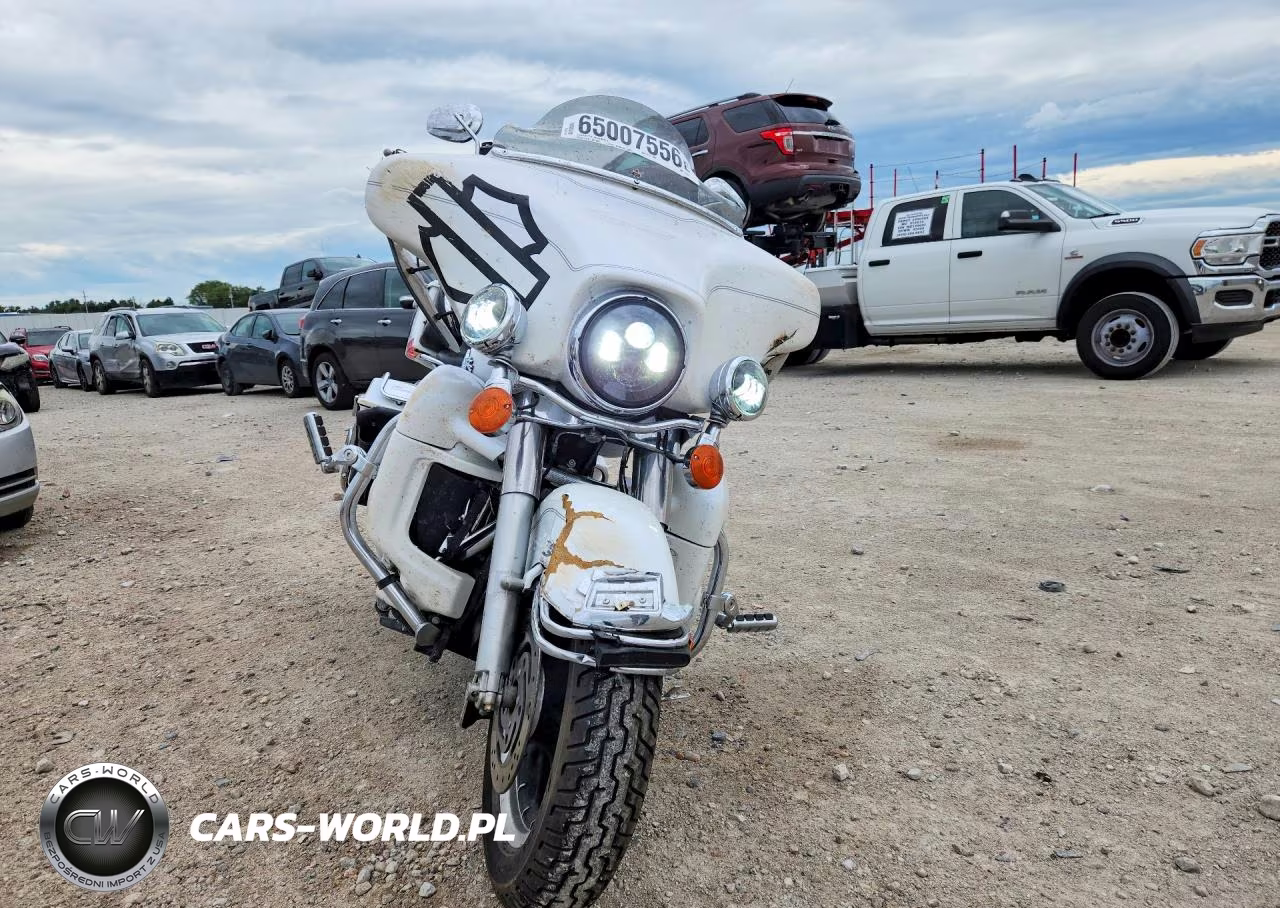 2005 Harley-Davidson Flhtcui VIN:1HD1FCW165Y673399 - 2