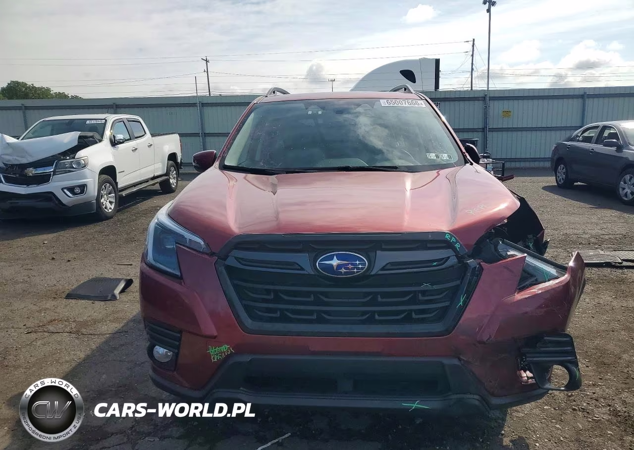 2023 Subaru Forester Limited VIN:JF2SKAPC1PH549244 - 5