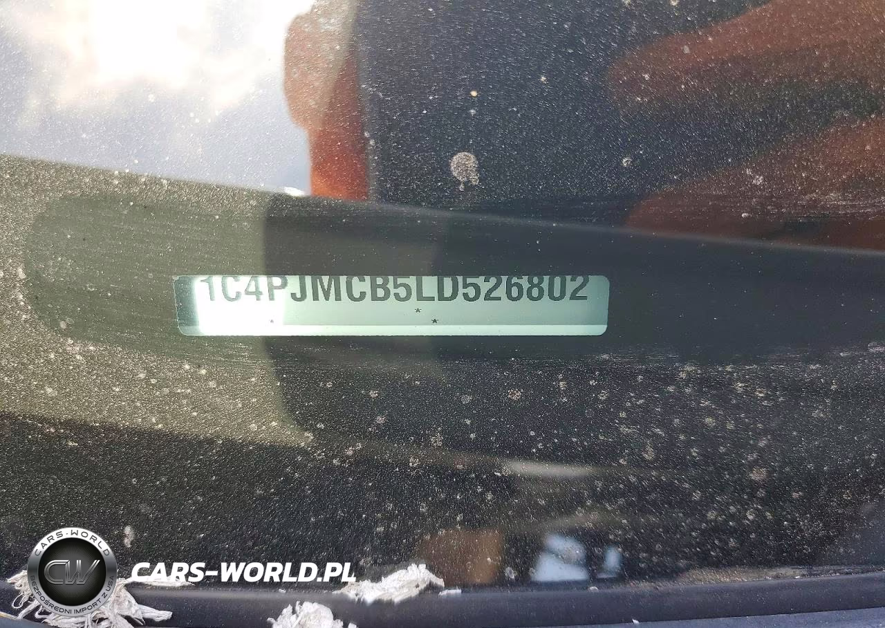 2020 Jeep Cherokee Latitude VIN:1C4PJMCB5LD526802 - 13