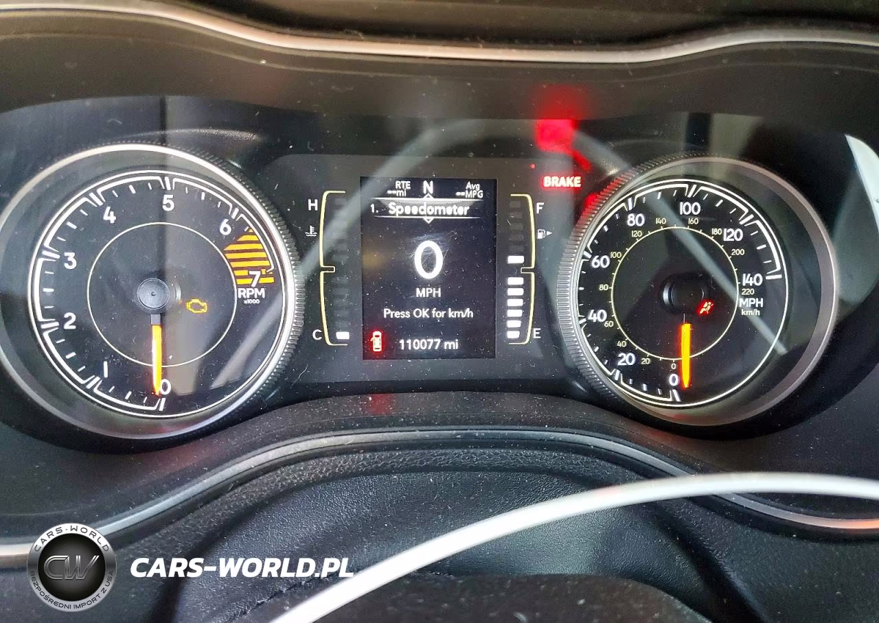 2020 Jeep Cherokee Latitude VIN:1C4PJMCB5LD526802 - 9
