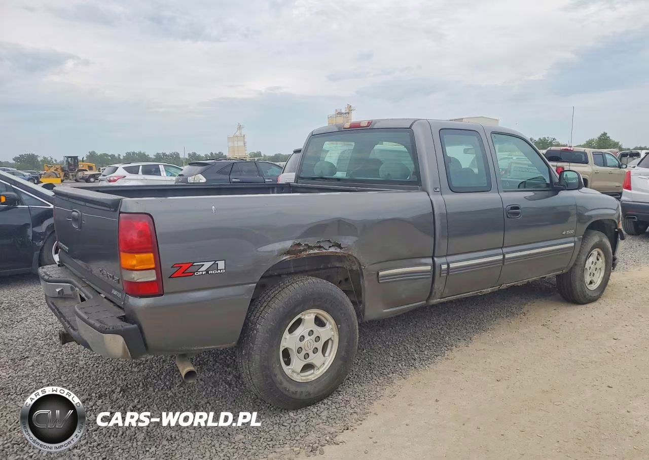 2001 Chevrolet Silverado K1500 VIN:2GCEK19V911352374 - 3