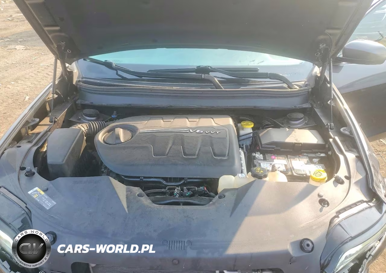 2019 Jeep Cherokee Latitude Plus VIN:1C4PJMLX0KD233397 - 12