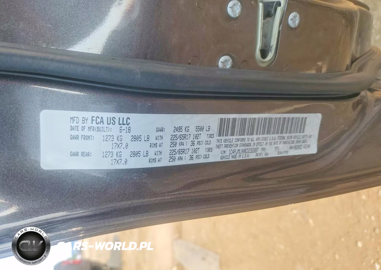 2019 Jeep Cherokee Latitude Plus VIN:1C4PJMLX0KD233397 - 13