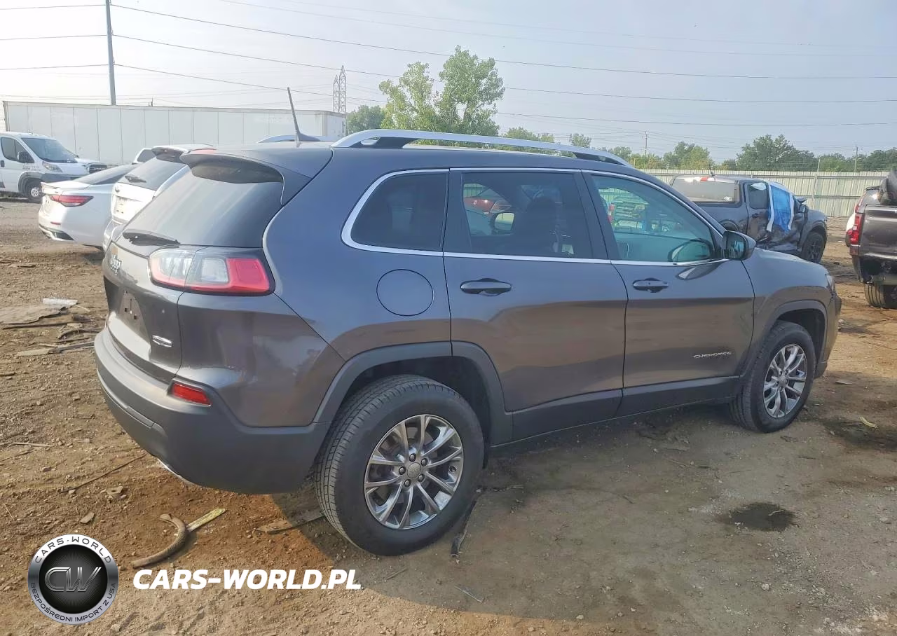 2019 Jeep Cherokee Latitude Plus VIN:1C4PJMLX0KD233397 - 3