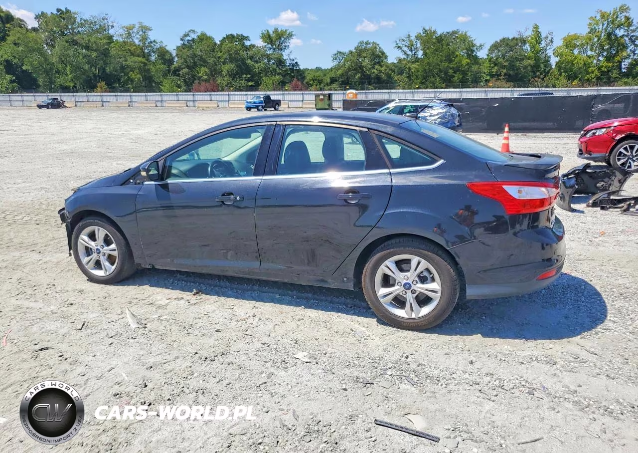 2012 Ford Focus Titanium VIN:1FAHP3J29CL420736 - 2