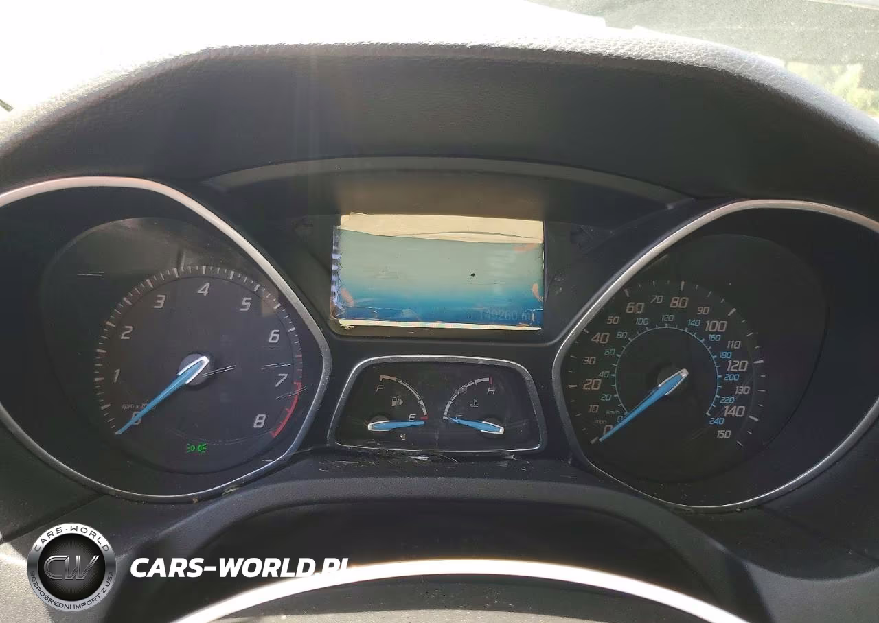2012 Ford Focus Titanium VIN:1FAHP3J29CL420736 - 9