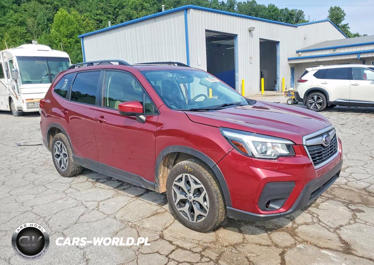 2020 Subaru Forester Premium VIN:JF2SKAJC4LH568440 - 4
