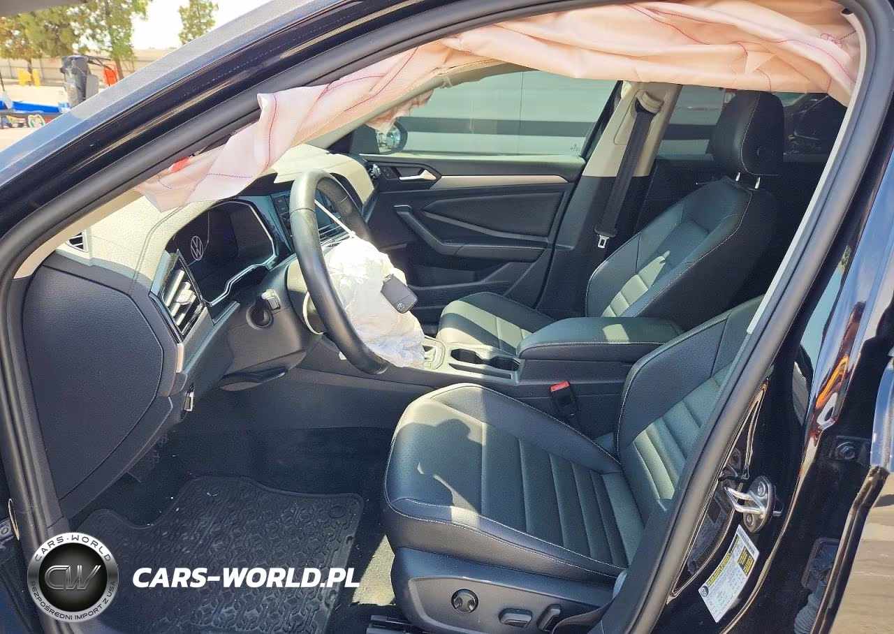 2024 Volkswagen Jetta Se VIN:3VW7M7BU3RM035778 - 7