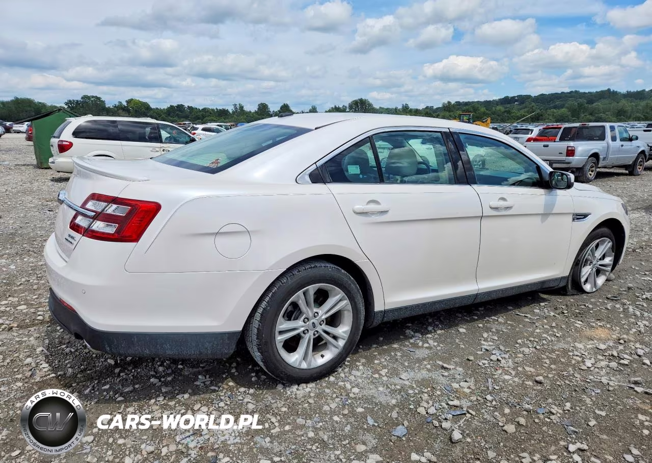 2015 Ford Taurus Sel VIN:1FAHP2E89FG179976 - 3