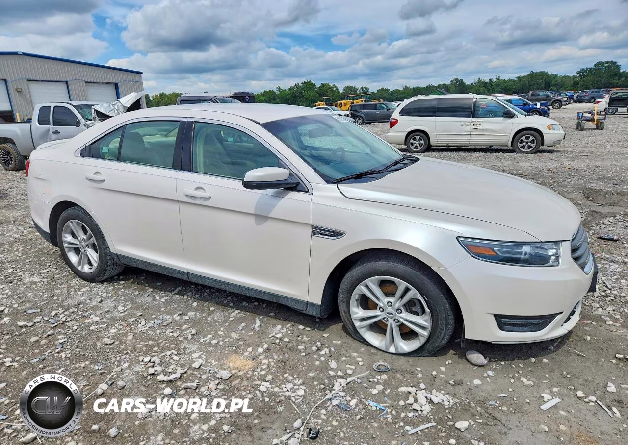 2015 Ford Taurus Sel VIN:1FAHP2E89FG179976 - 4