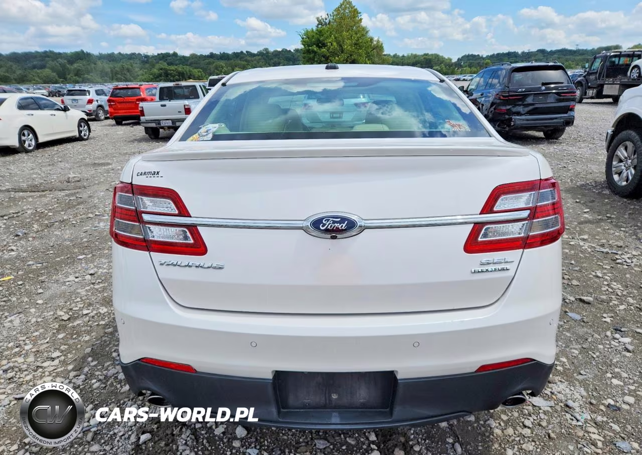 2015 Ford Taurus Sel VIN:1FAHP2E89FG179976 - 6