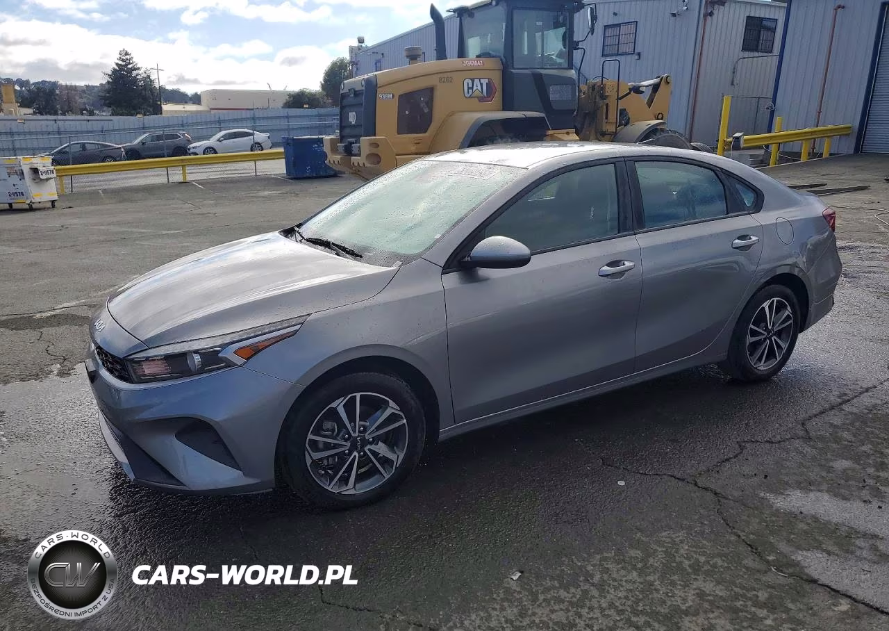 2023 Kia Forte Lxs VIN:3KPF24ADXPE506868 - 1