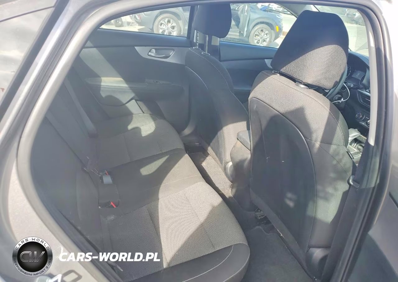 2023 Kia Forte Lxs VIN:3KPF24ADXPE506868 - 10