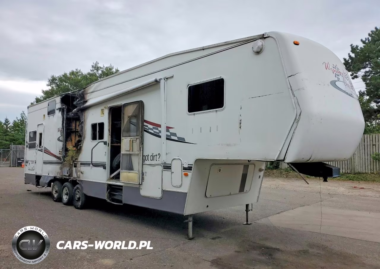 2005 Dutchmen Winner Circle Camper