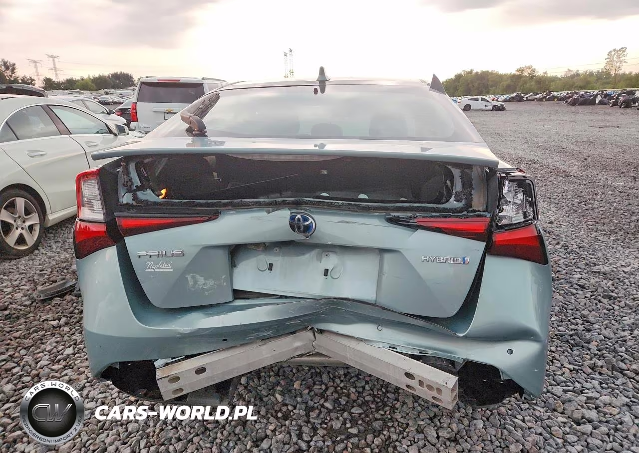 2021 Toyota Prius Le VIN:JTDKAMFU2M3134746 - 6