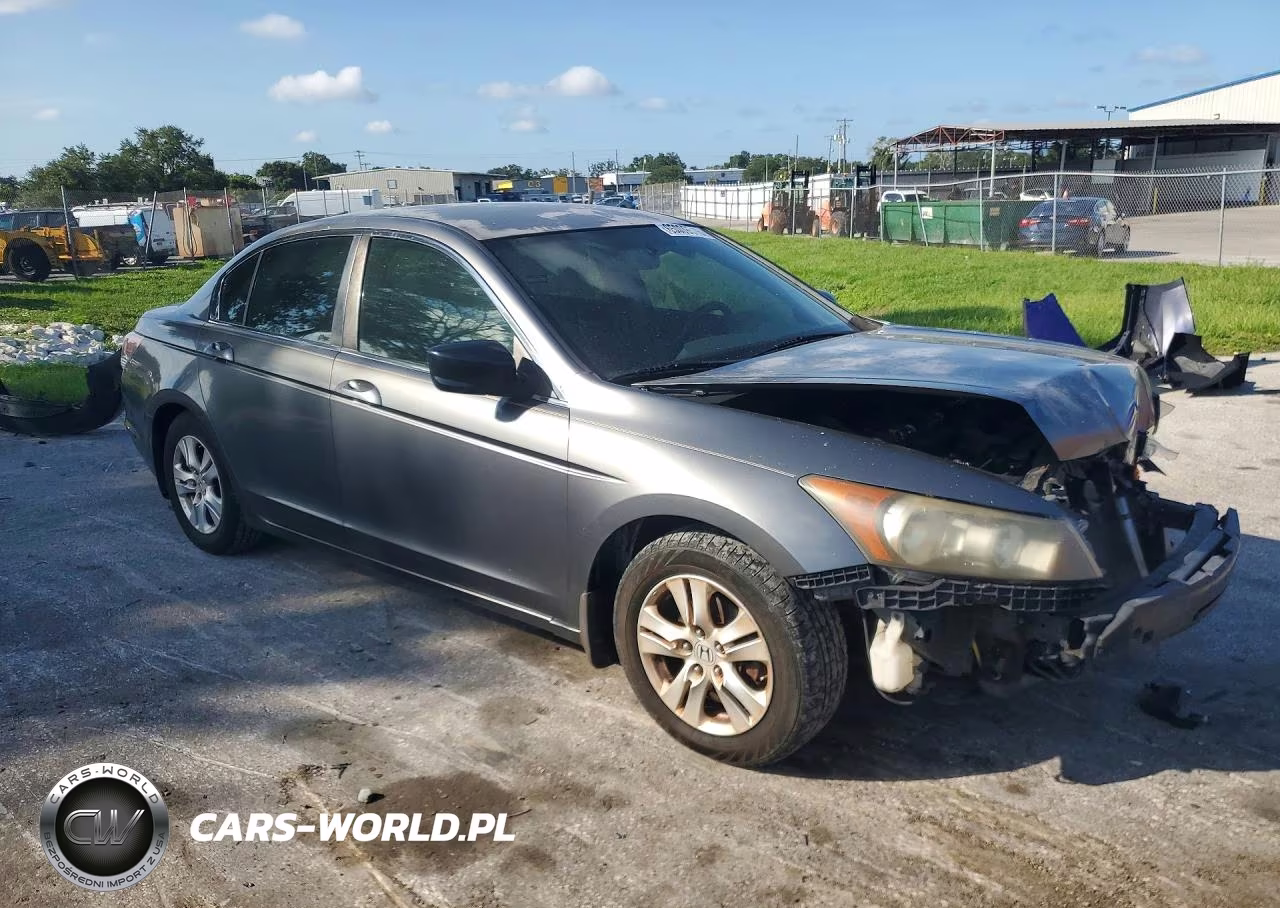 2008 Honda Accord Lxp VIN:JHMCP26458C013804 - 4