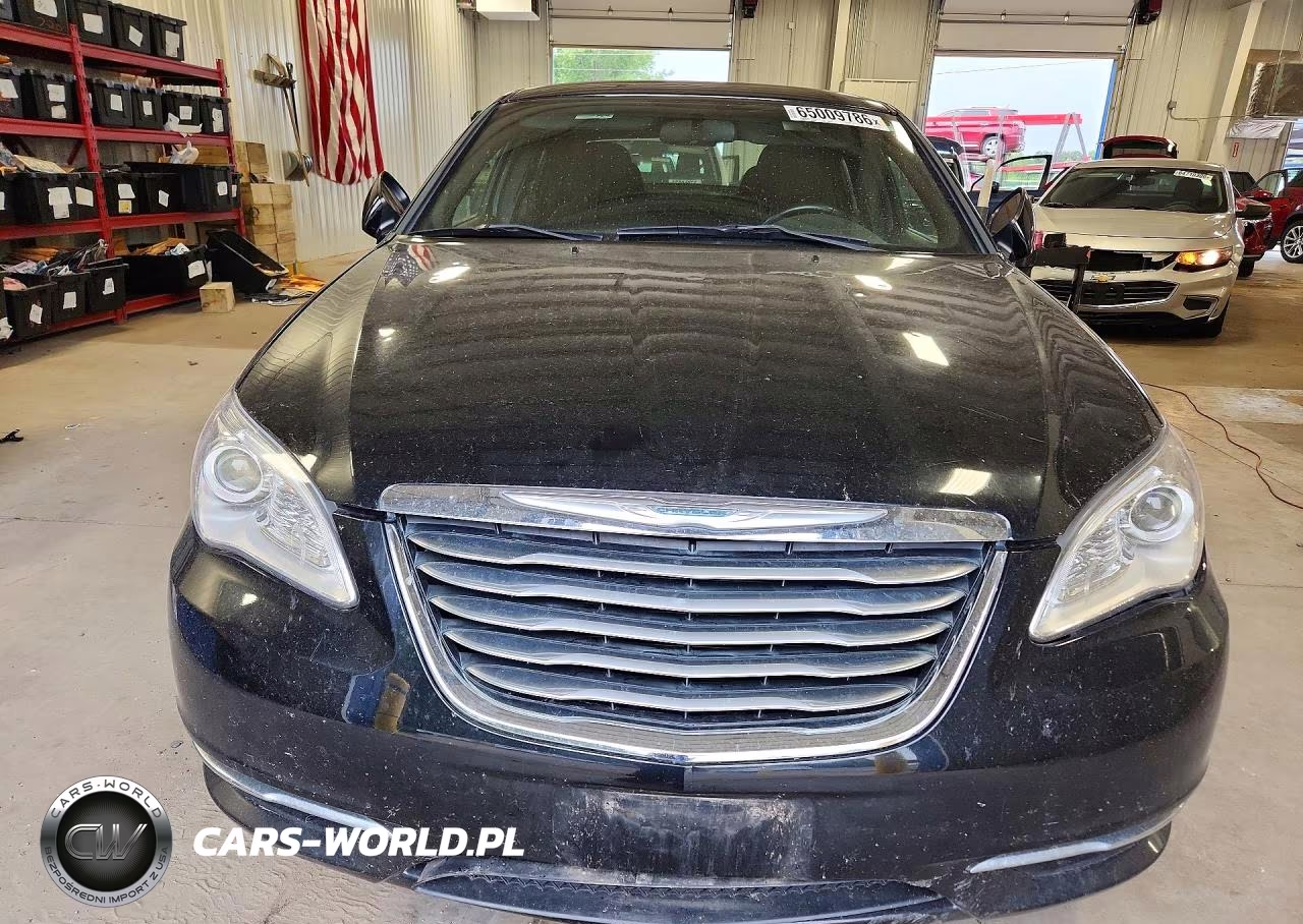 2014 Chrysler 200 Touring VIN:1C3CCBBB6EN186589 - 5