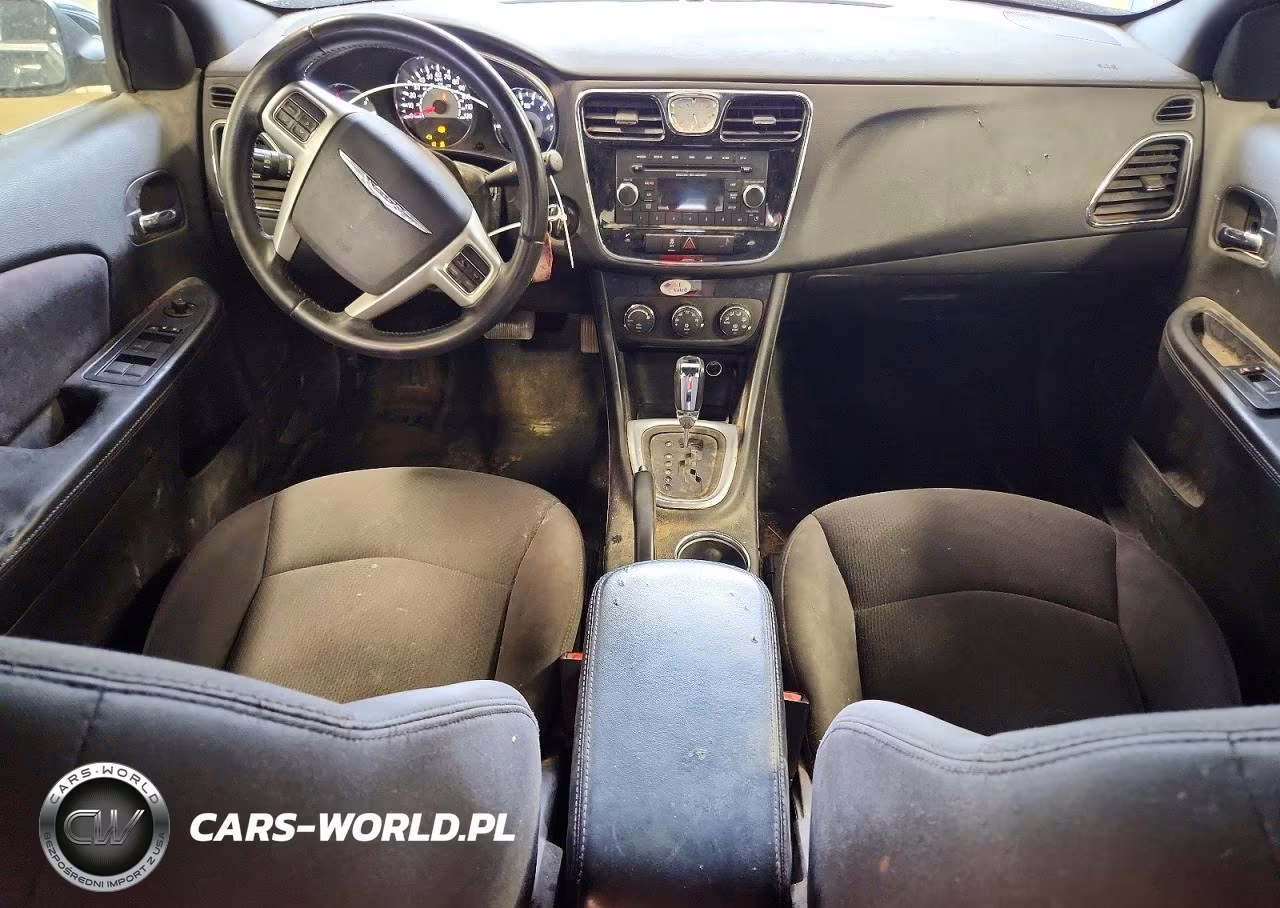 2014 Chrysler 200 Touring VIN:1C3CCBBB6EN186589 - 8