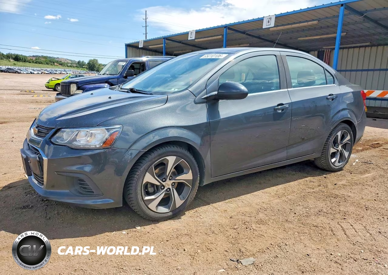 2017 Chevrolet Sonic Premier – zdjęcie 1 z 12