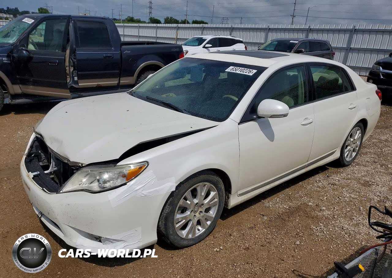 2011 Toyota Avalon Base