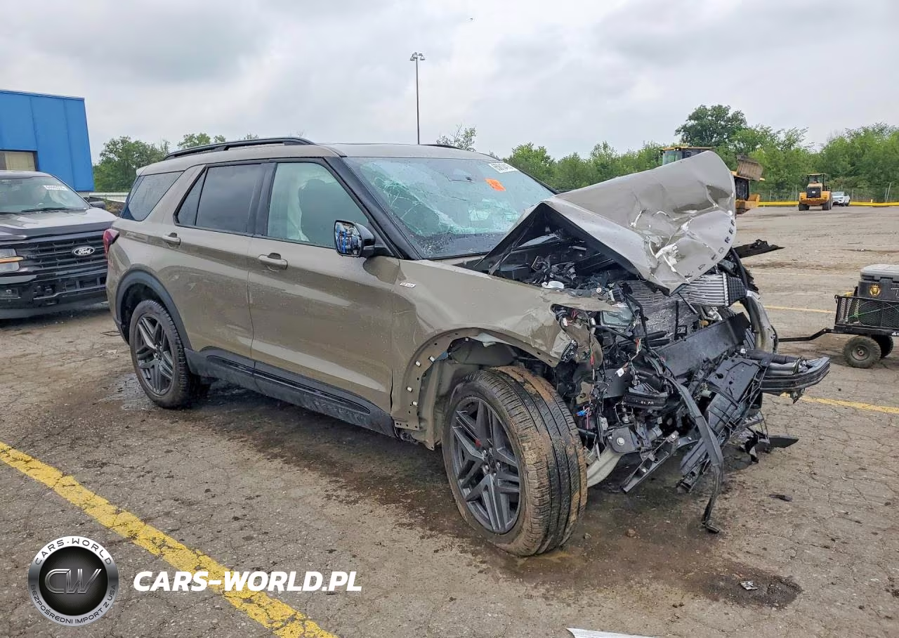 2026 Ford Explorer St-Line VIN:1FMUK8KH5TGB39920 - 4