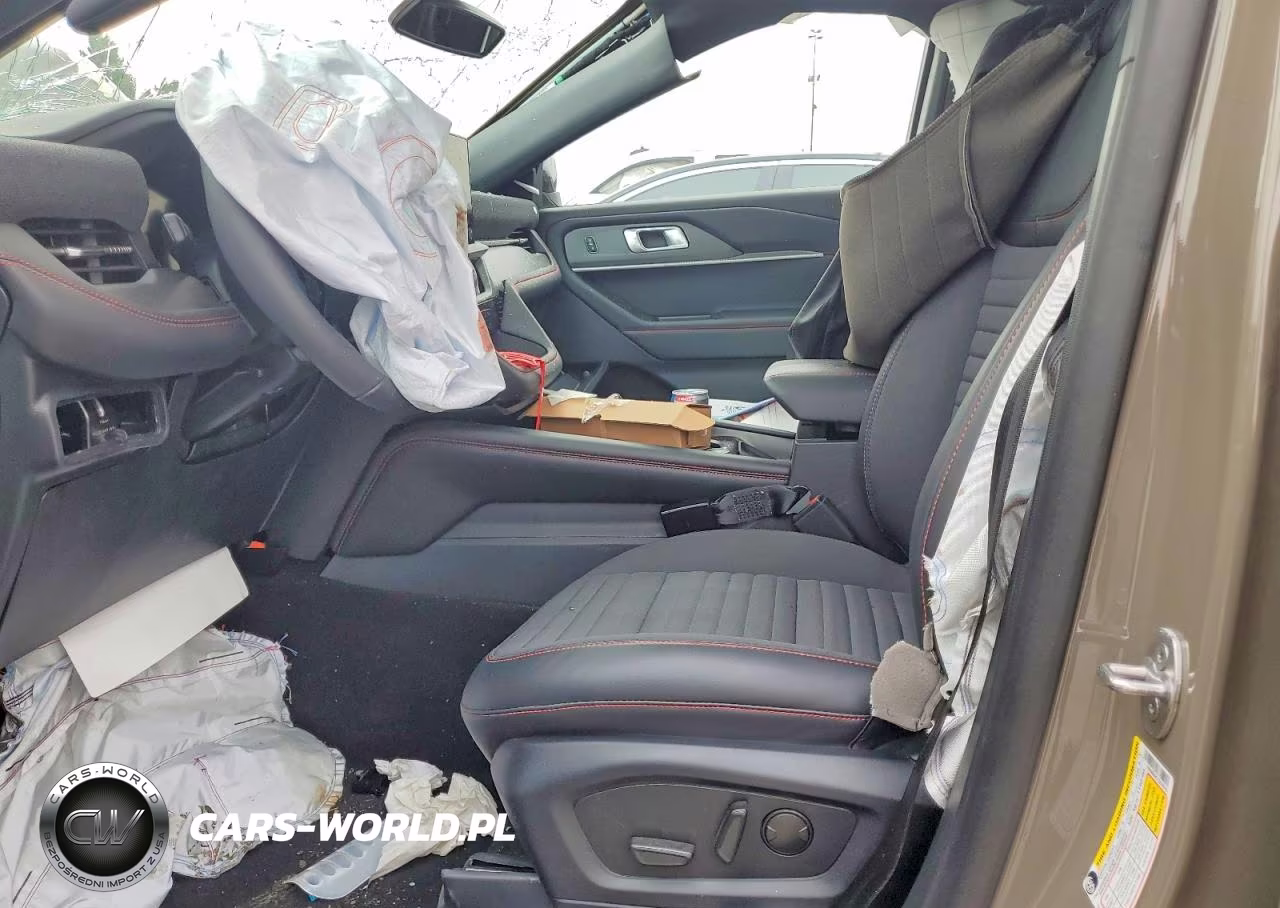 2026 Ford Explorer St-Line VIN:1FMUK8KH5TGB39920 - 7