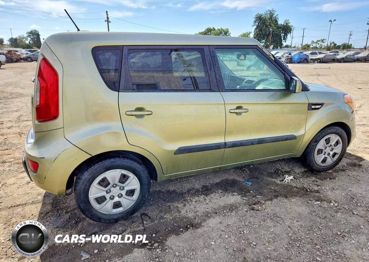 2012 Kia Soul Base VIN:KNDJT2A56C7475472 - 3