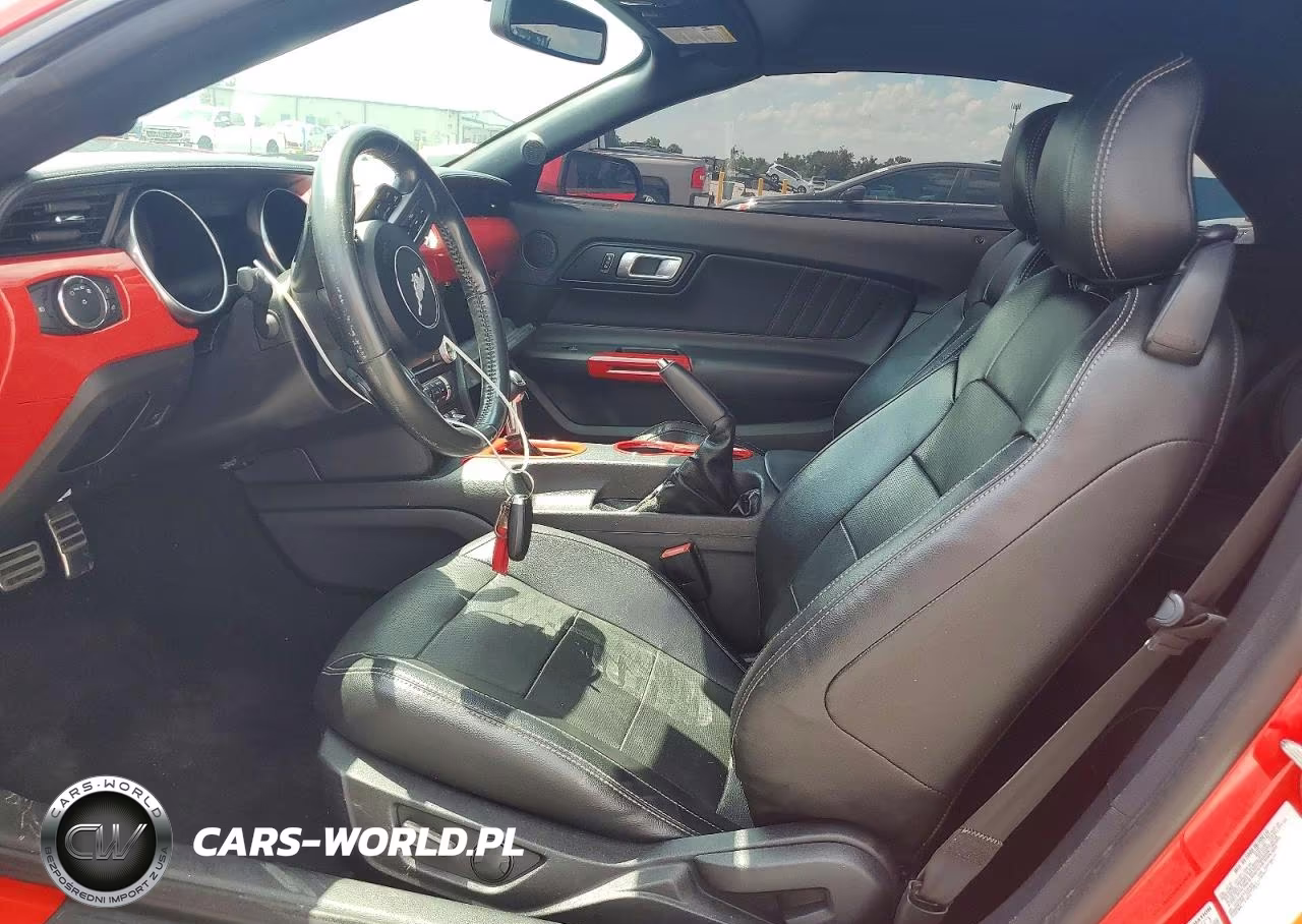 2020 Ford Mustang VIN:1FATP8UH5L5137696 - 7