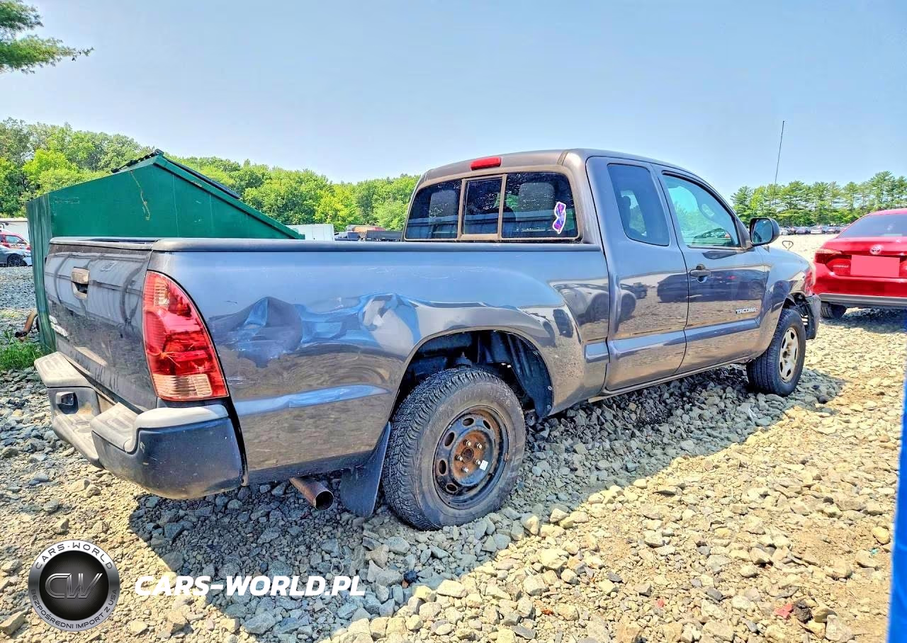2013 Toyota Tacoma Base VIN:5TFTX4CN6DX029572 - 3