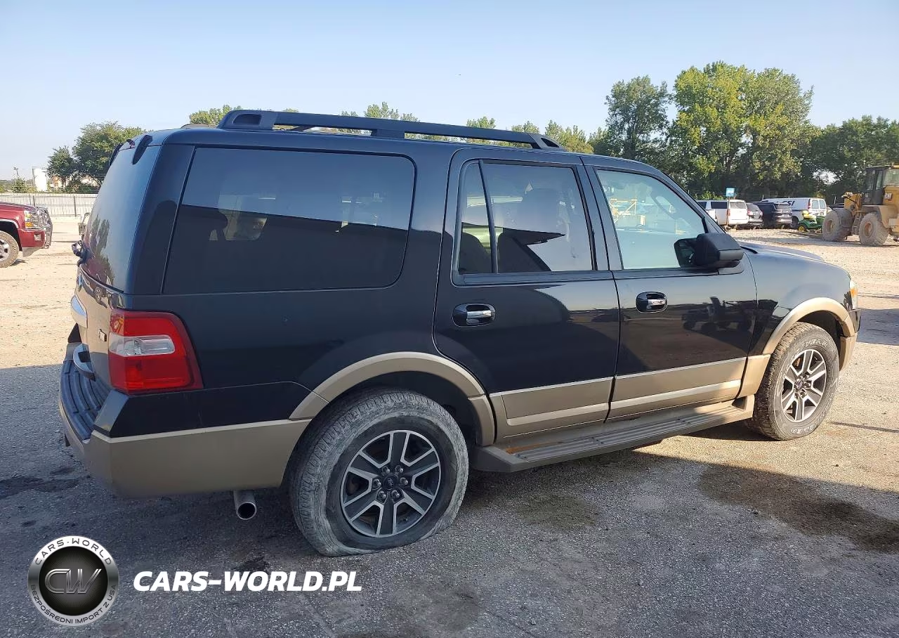2013 Ford Expedition Xlt VIN:1FMJU1J50DEF37075 - 3