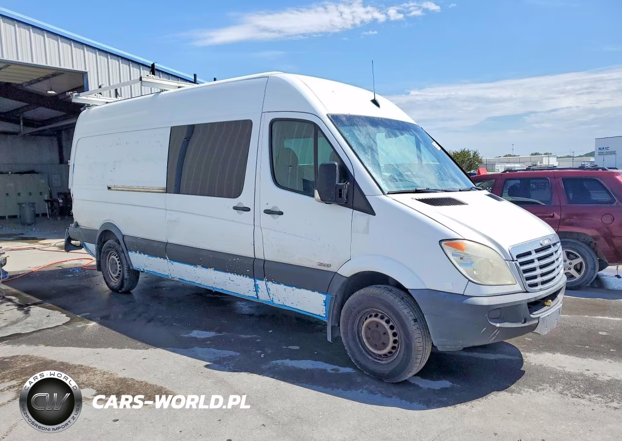 2012 Freightliner Sprinter 2500 VIN:WDRPE8CC7C5624891 - 4