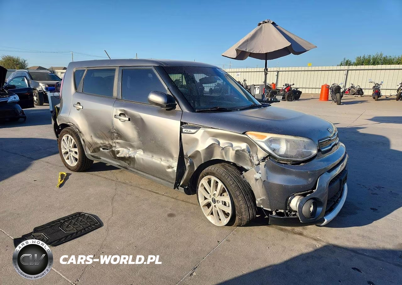 2018 Kia Soul VIN:KNDJP3A55J7573965 - 4