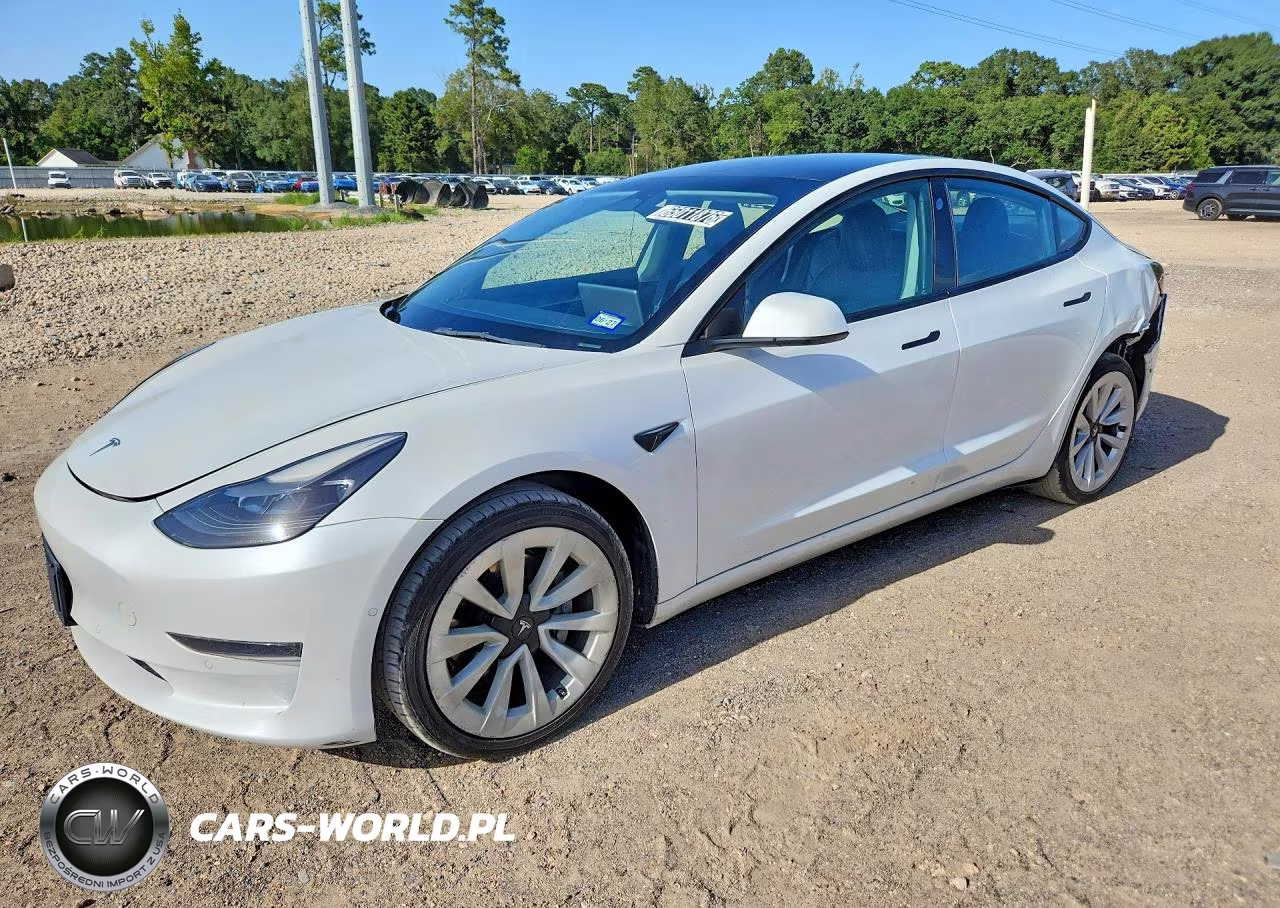 2022 Tesla Model 3 – zdjęcie 1 z 12