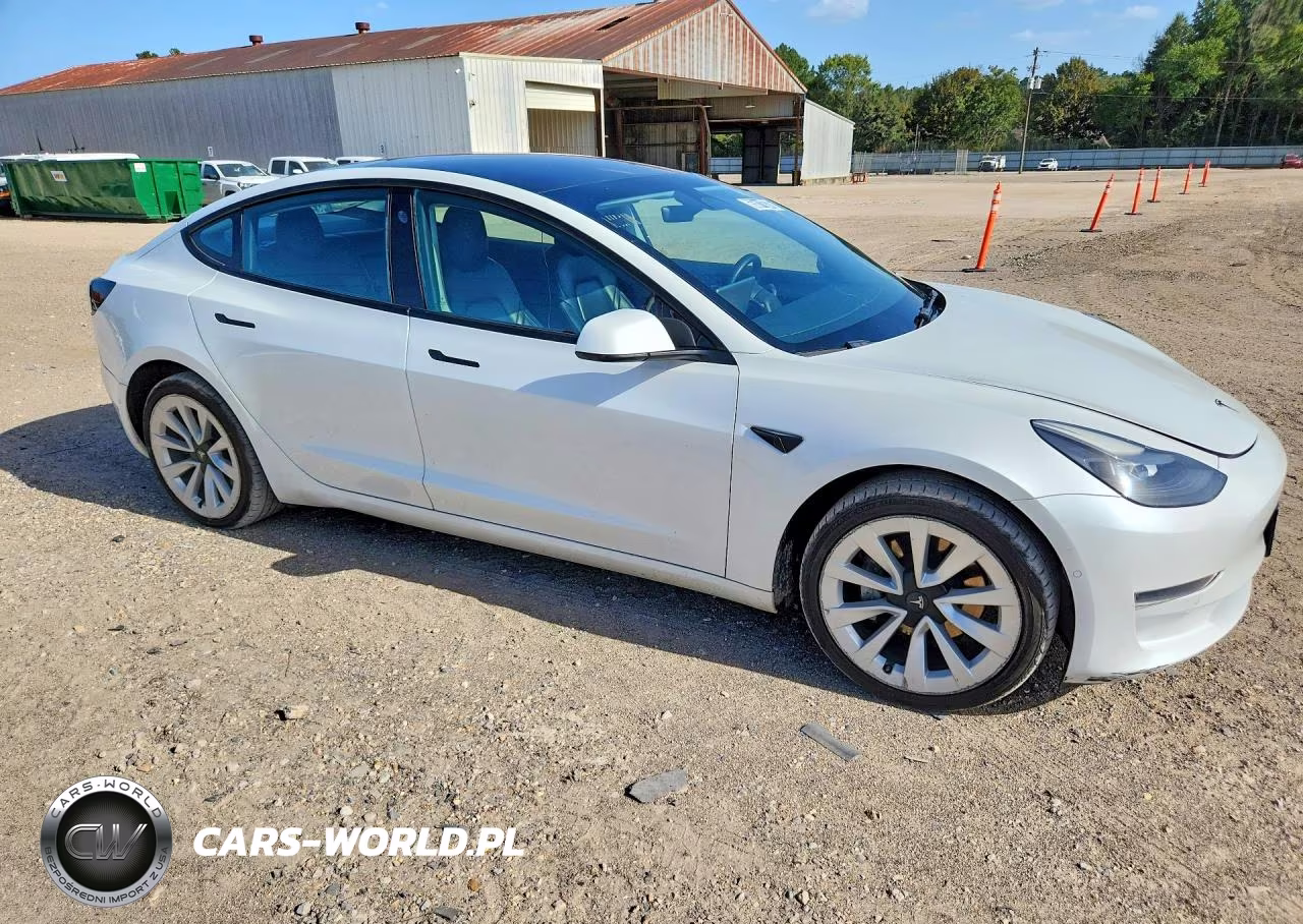 2022 Tesla Model 3 VIN:5YJ3E1EA1NF285984 - 4