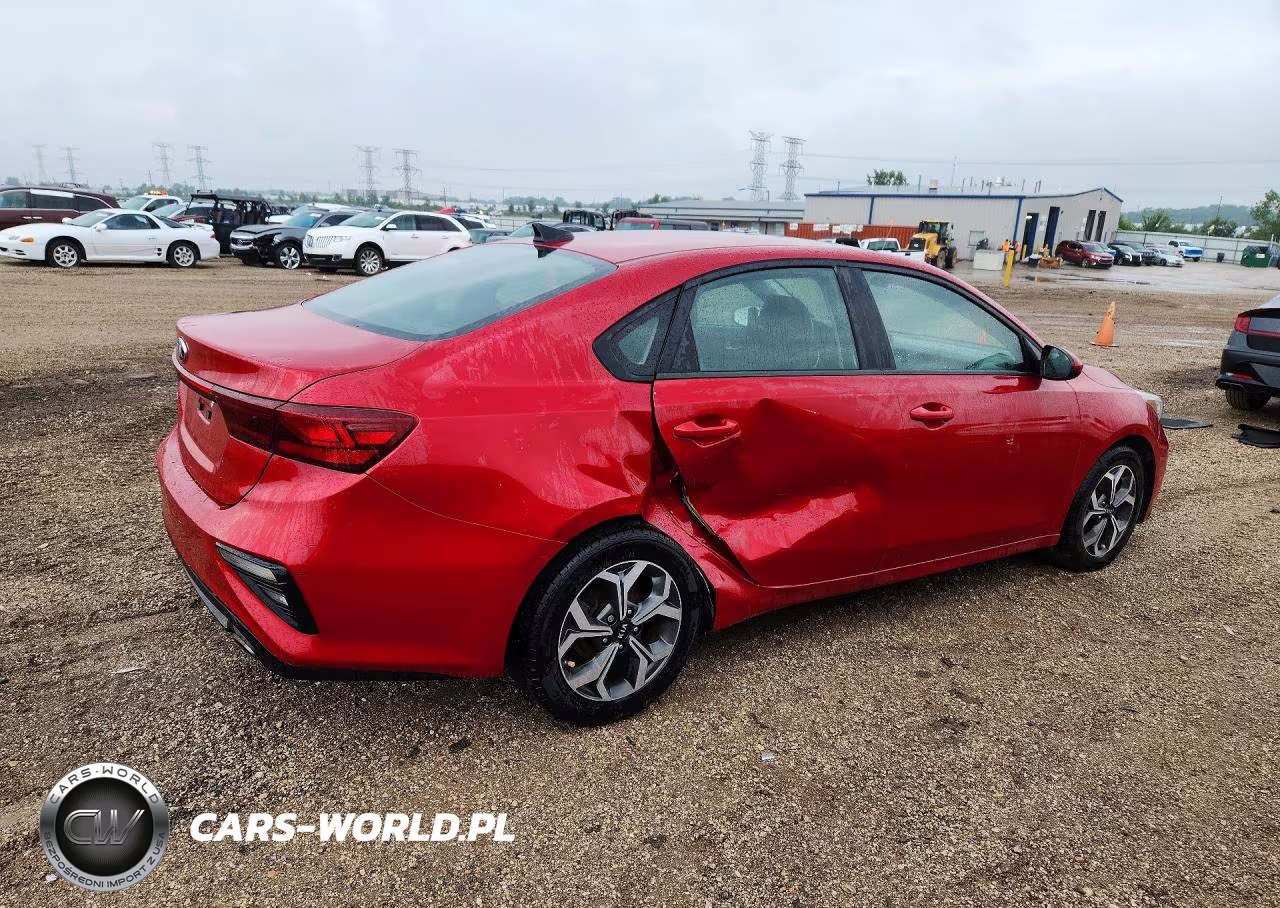 2019 Kia Forte Lxs VIN:3KPF24AD8KE038695 - 3