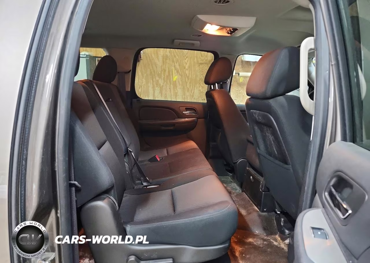 2013 Chevrolet Suburban K1500 VIN:1GNSK5E75DR277211 - 11