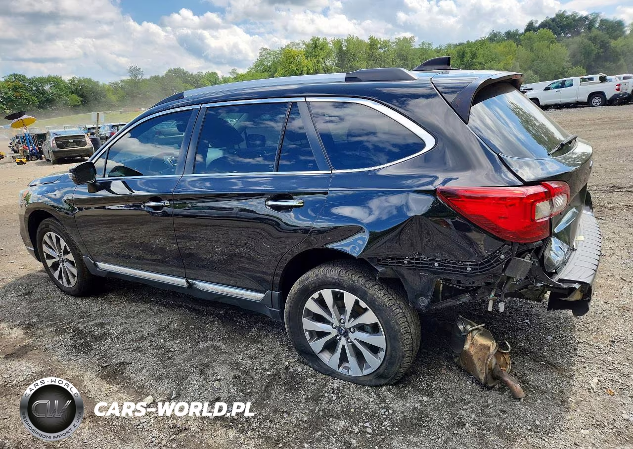 2017 Subaru Outback Touring VIN:4S4BSATC6H3435299 - 2
